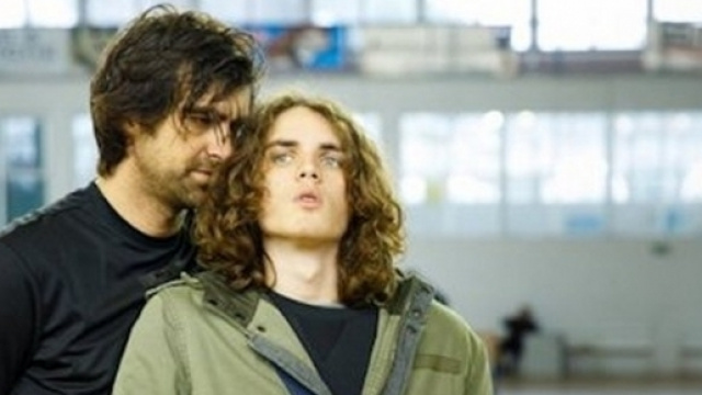 Un Posto Al Sole, anticipazioni aprile 2017: il poliziotto Luca Grimaldi e il giovane Vittorio Del Bue