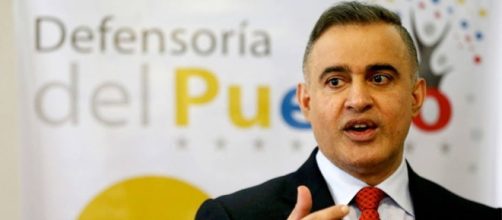 Hijo de Tarek William Saab le pide a su padre que haga su trabajo