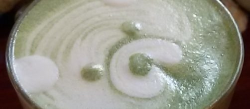 Matcha latte, una de las maneras m&aacute;s populares de consumir matcha en la actualidad