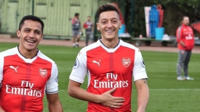 Details of Mesut Ozil & Alexis Sanchez's Arsenal contract demands ... - 101greatgoals.com