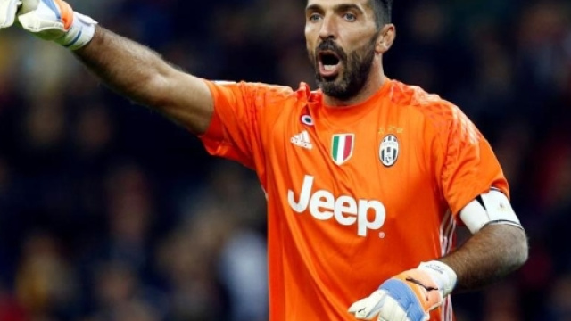I 30 candidati al Pallone d'Oro, Buffon &egrave; l'unico italiano - La Stampa - lastampa.it