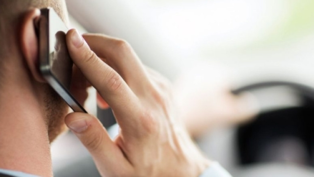 Nuovo studio sul legame tra cancro e telefoni cellulari #LegaNerd - leganerd.com