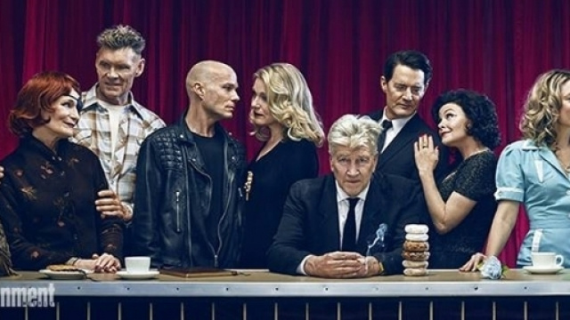 Parte del cast originario venticinque anni dopo la conclusione delle prime due stagioni.