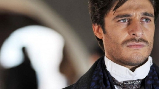 Prosegue il successo televisivo e cinematografico di Lino Guanciale