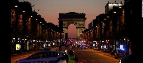 Marine Le Pen, fellow French presidential candidates salute police ... - cnn.com