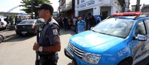 Pastor &eacute; alvo da Lei Seca no Rio de Janeiro