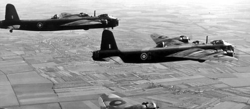 Russian fighter jets seen 4 nights in a row near Alaska ...Image - dailymail.co.uk