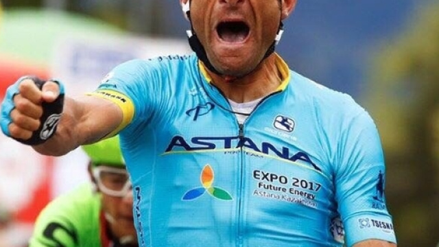 Michele Scarponi durante la sua ultima vittoria