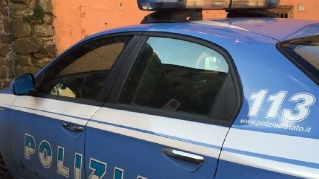 Occulta cadavere della madre per continuare a riscuoterne la pensione