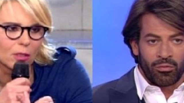 Uomini e donne", Maria De Filippi sbotta contro Gianni Sperti - today.it