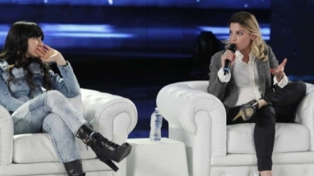 Amici 14, botto di ascolti per il serale. Emma perde un pezzo ... - mediaset.it