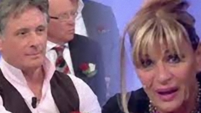 Giorgio Manetti fa una strana proposta a Gemma.