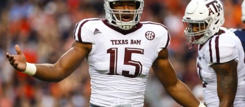 Texas A&M DE Myles Garrett is expected to be the first draft pick taken. [Image via Blasting News image library/inquisitr.com]