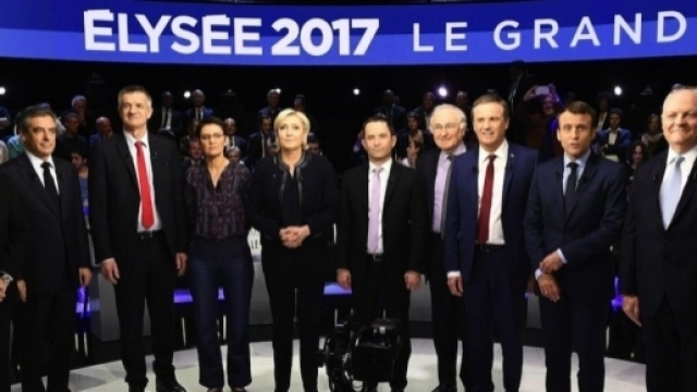 Foto di gruppo per i candidati alle presidenziali di Francia 2017