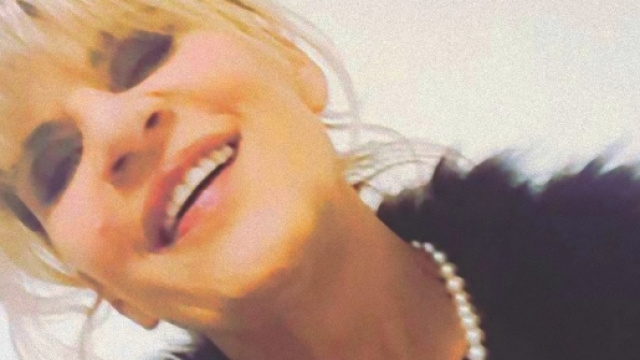 Il Trono over batte il Trono classico.