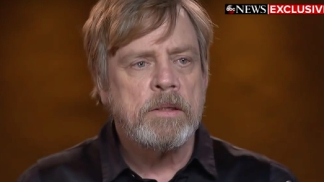 Mark Hamill durante l'intervista per ABC News