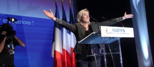 El Frente Nacional ha sido catalogado por los medios como un partido de ultraderecha