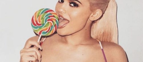 Kylie Jenner's Reality Show: Getting Her Own Spinoff Series From ... - hollywoodlife.com