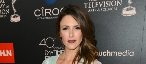 The Young And The Restless' Spoilers: Chloe Manipulates, Summer ... - inquisitr.com