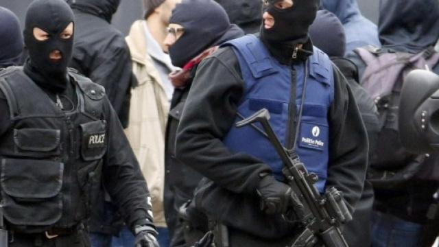 Attentati Parigi, fallito blitz a Bruxelles: Salah Abdeslam - ilfattoquotidiano.it