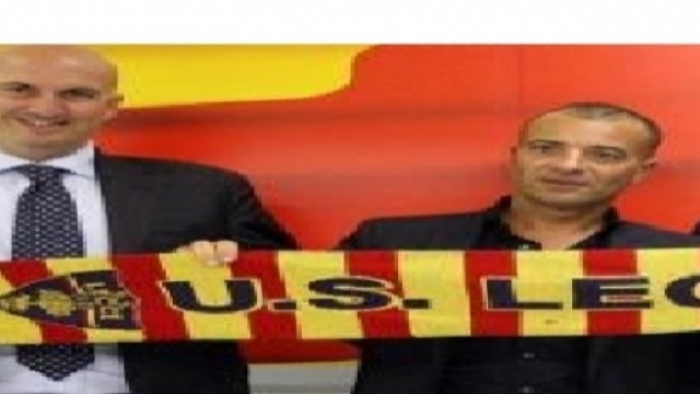 Il Lecce ha deciso di cambiare allenatore.