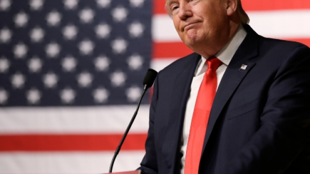 La faccia perplessa di Trump dopo i primi 100 giorni di governo