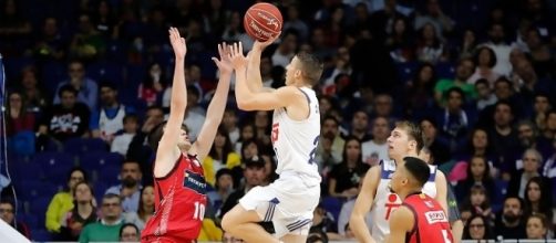 Jaycee Carroll anot&oacute; 23 puntos en la victoria ante el Zaragoza. Fuente: ACB.com