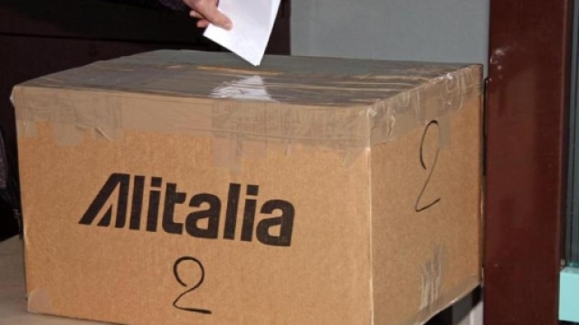 Alitalia: il referendum tra i lavoratori