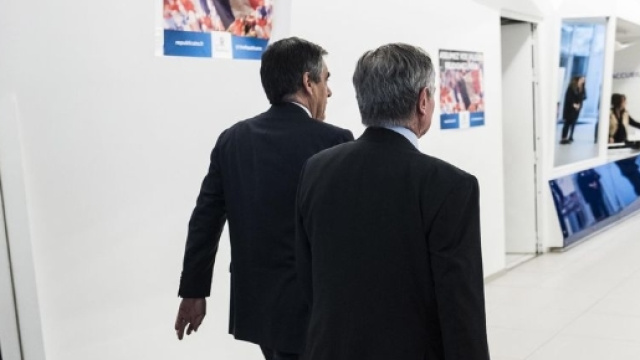 Fillon part apr&egrave;s son &eacute;chec et redevient un militant de coeur.