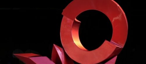 Many of Rob's pieces are quite large. / Photo via Rob Lorenson, used with permission.