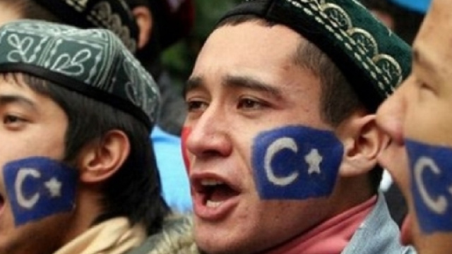 Cina: divieto di mettere nomi ai figli di chiara ispirazione islamica