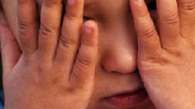 Sesso con una bambina di 4 anni: uomo condannato a sette anni di ... - ilmessaggero.it