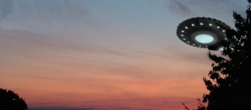 Charles Bolden acredita que a invas&atilde;o est&aacute; iminente