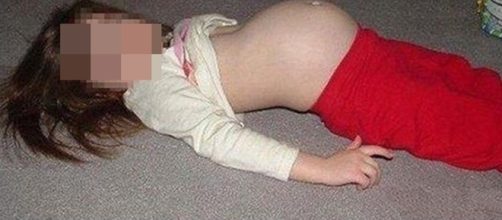 Uma crian&ccedil;a que j&aacute; est&aacute; gr&aacute;vida