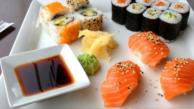 Cesena, donna muore dopo aver mangiato sushi