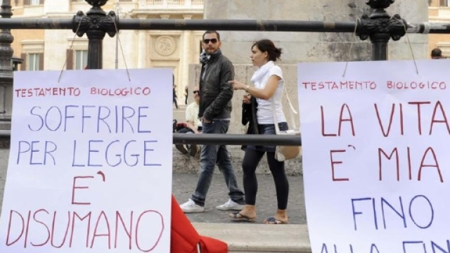 Il biotestamento torna in aula, regge l'asse tra Partito ... - lastampa.it