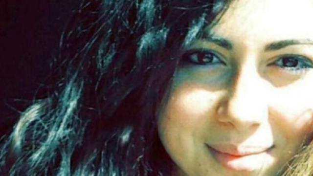 Il padre di Eleonora diserta il funerale. Il parroco lo difende ... - lastampa.it