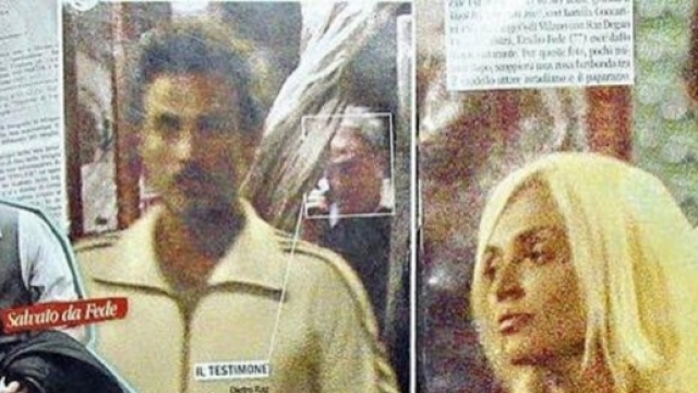 La copertina del settimanale Novella 2000 che ricostruisce l'episodio dell'aggressione