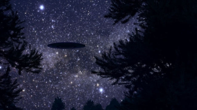 UFO Above Cincinnati Spotted, Followed By Military Helicopters ... - inquisitr.com