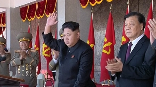 Corea del Nord, imponente parata militare e minacce agli Usa ... - retroonline.it