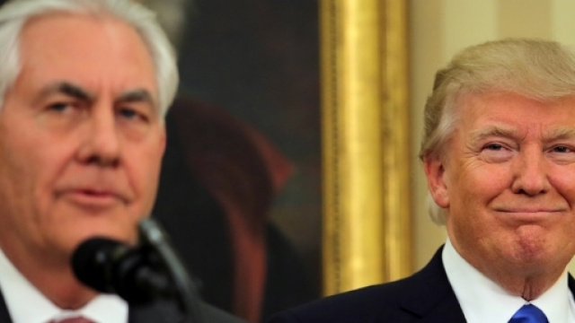 Kissinger sussurra all'orecchio di Trump - Lookout News - lookoutnews.it