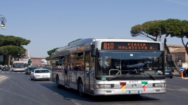 Treni, aerei e autobus in sciopero per 24 ore 10-13 maggio 2017