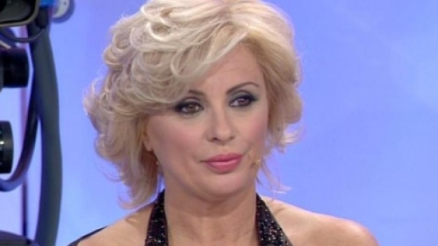 Uomini e Donne: Tina Cipollari potrebbe lasciare la trasmissione - melty.it