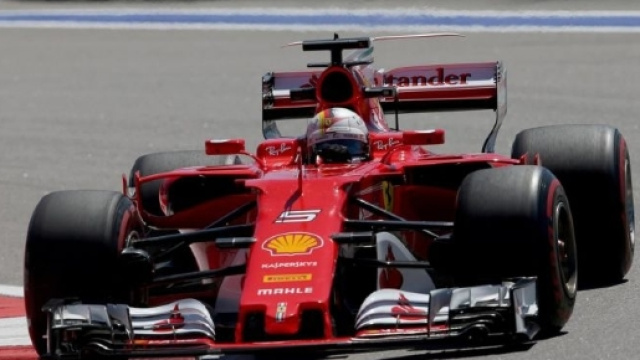 Dove vedere il GP di Sochi di F1 in diretta tv: nella foto, Vettel sulla sua Ferrari