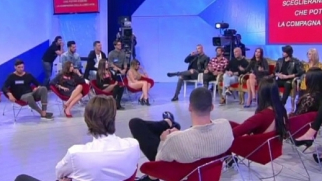 Uomini e Donne, anticipazioni: salta il trono classico - isaechia.it