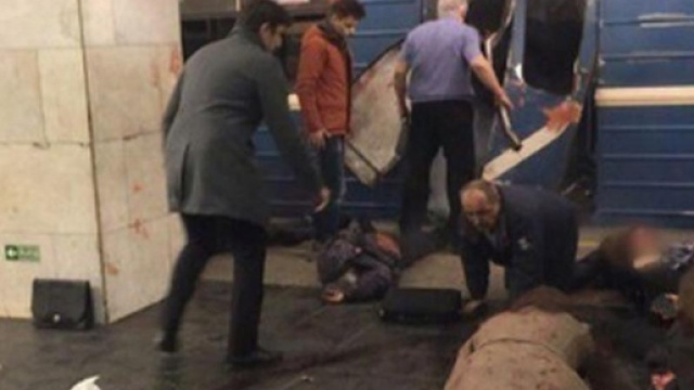 Esplosione in metropolitana a San Pietroburgo. &laquo;Una bomba&raquo; - avvenire.it