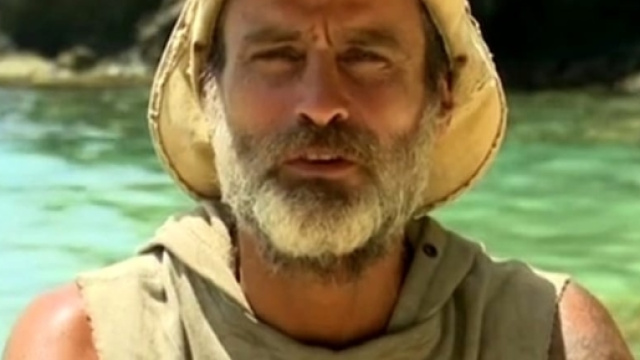 Isola, Raz Degan provoca Giulio Base