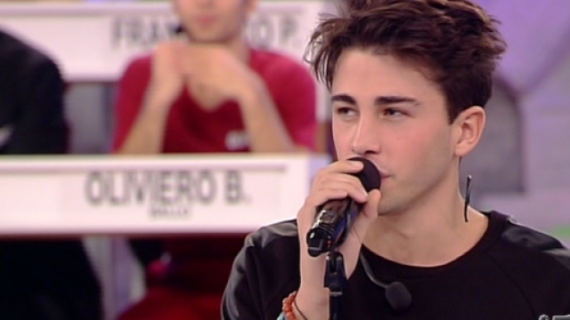 Riccardo Marcuzzo Sei mia | Testo e video live | Inedito Amici 16 - blogosfere.it