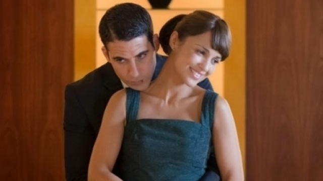 Velvet: Ana Ribera e Alberto Marquez