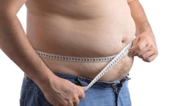 Italiani alle prese con il girovita fuori misura - AngkorBeauty